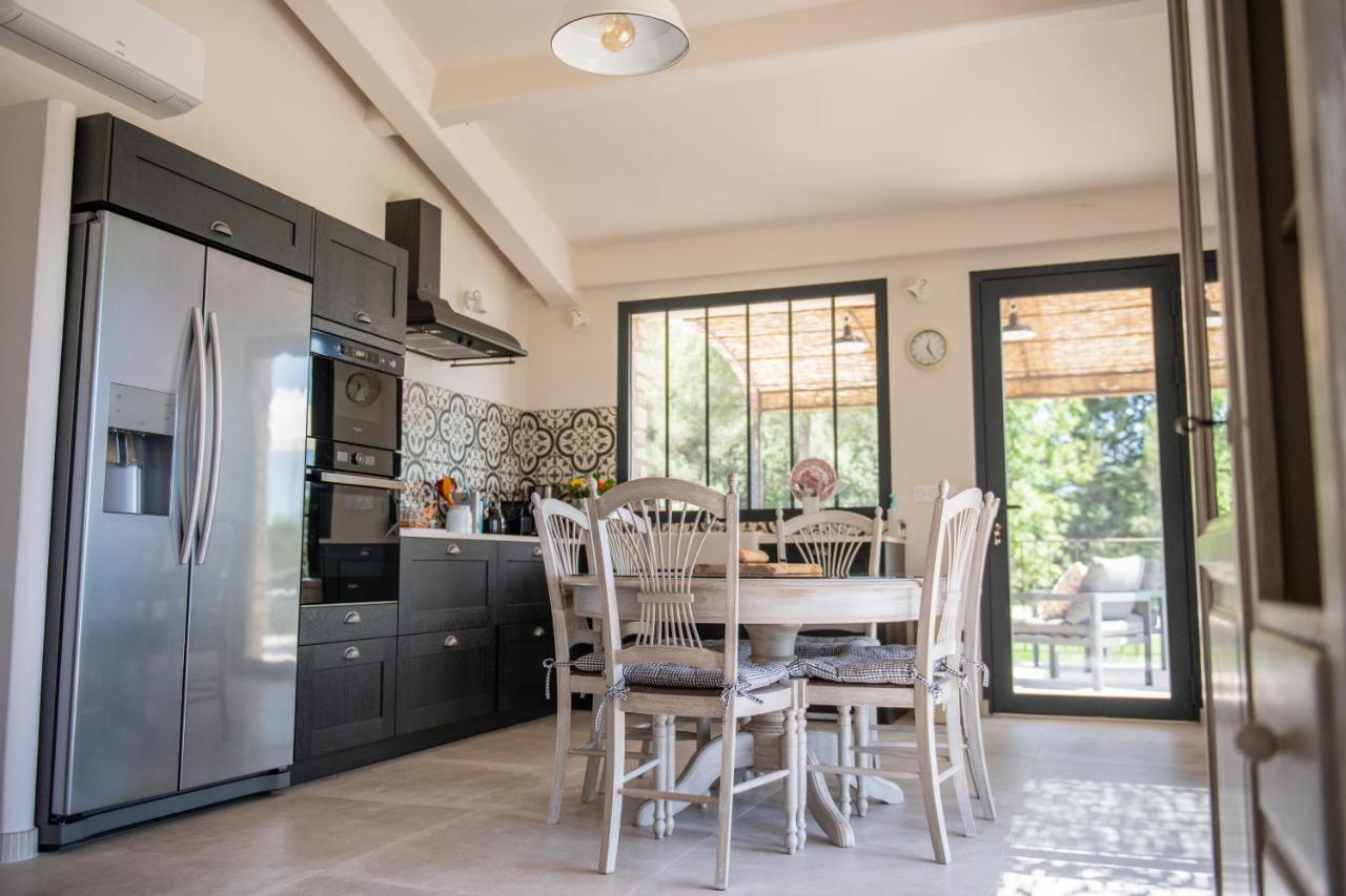 Bastide Toujours Dimanche, Maison De Vacances Avec Vue & Piscine Privee Gordes Bagian luar foto